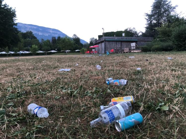Lac d'Aiguebelette : un collectif créé pour faire face à la surfréquentation