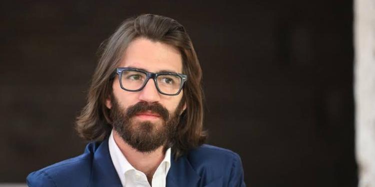 Leonardo Maria Del Vecchio lascia tutti gli incarichi in EssilorLuxottica