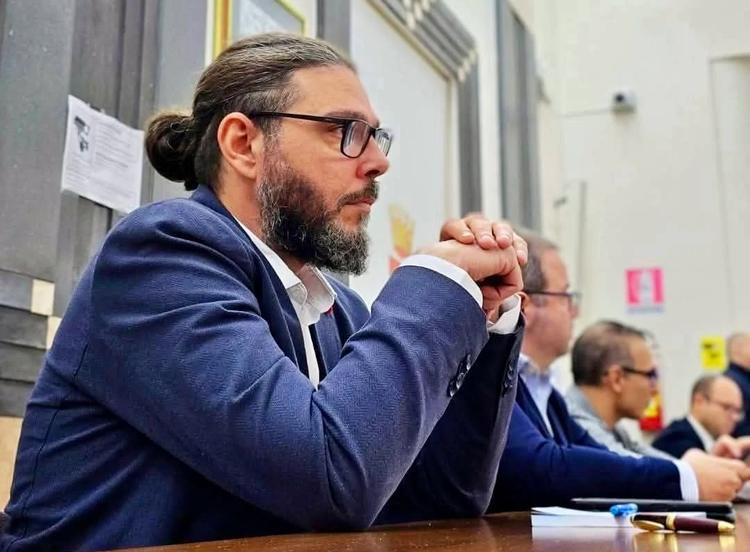 Aeroporto Grottaglie, Maiorino: “Futuro dello scalo non lo decide la politica brindisina”
