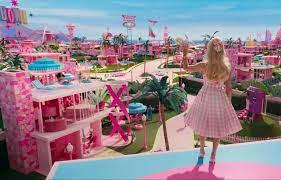 Algérie, le film « Barbie » interdit, « Amnesty » s’insurge