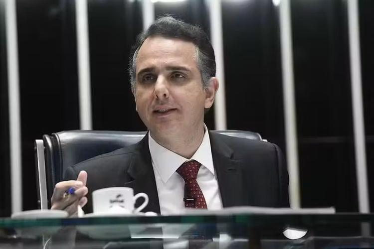 Alcolumbre quer votar indicação de Rodrigo Pacheco ao TCU nesta semana