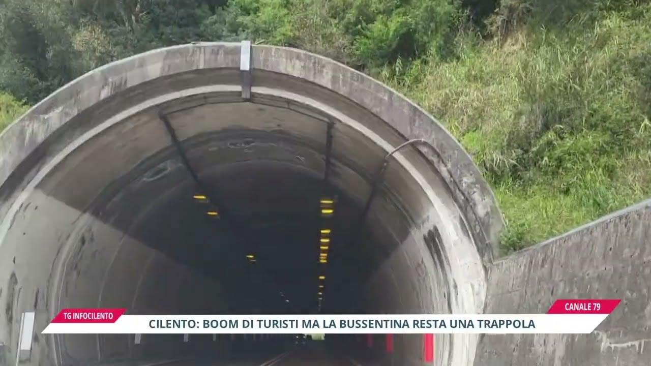Cilento e Golfo di Policastro, weekend da record ma la viabilità è nel caos: 40 minuti di attesa sulla Bussentina