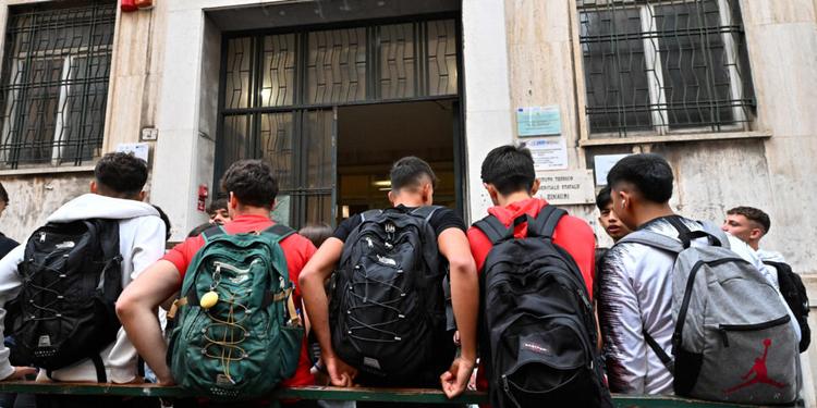 Caldo e rientro in classe in Sicilia: «Nessuno stop generalizzato, scelta alle scuole»