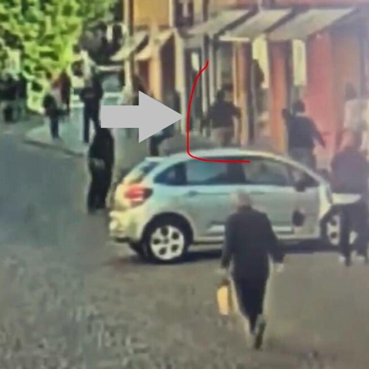 Auto sulla folla a Modena, otto feriti. L'investitore fermato con l'accusa di strage