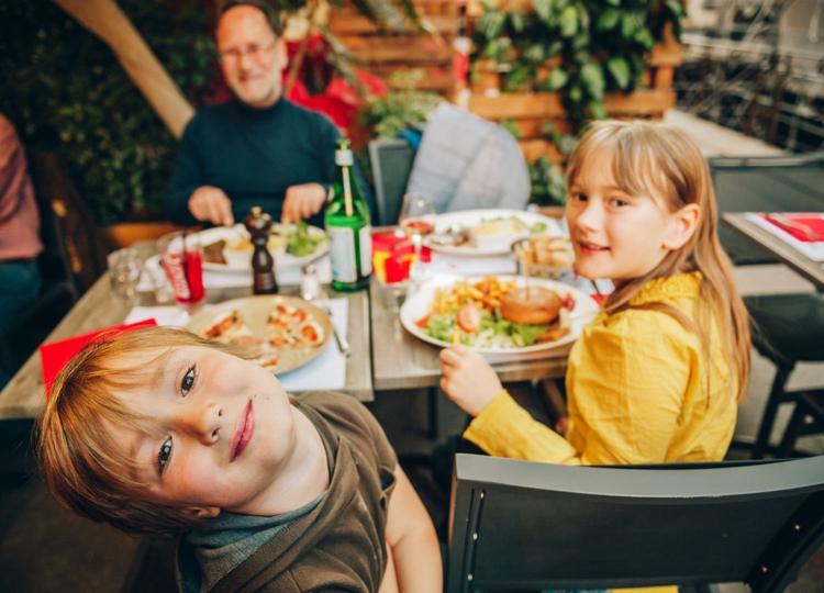 Family-Friendly Places to Eat in Des Moines