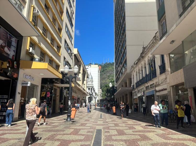 O que abre e o que fecha no feriado de Corpus Christi em Juiz de Fora