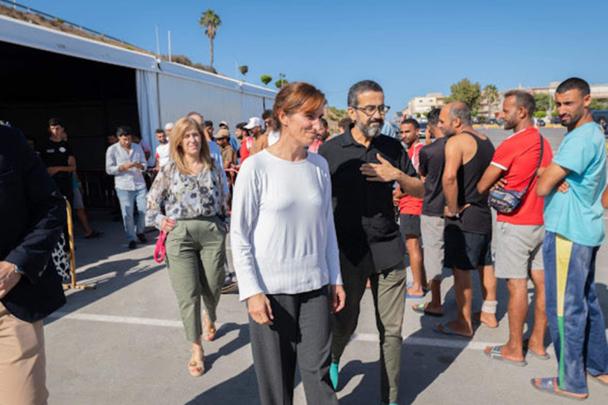 وزيرة الصحة الإسبانية تؤكد تسجيل اعتداءات على مهاجرين بسبتة المحتلة
