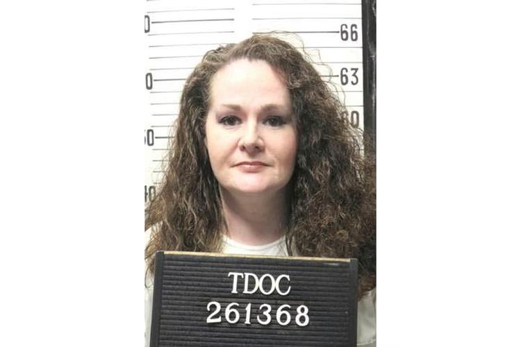 Christa Pike, primeira mulher que seria executada no Tennesse em 200 anos, sobrevive a injeção letal