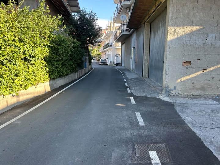 Proseguono senza sosta gli interventi di pulizia ordinaria, mensilmente programmata, sul territorio comunale.  Lunedì è...