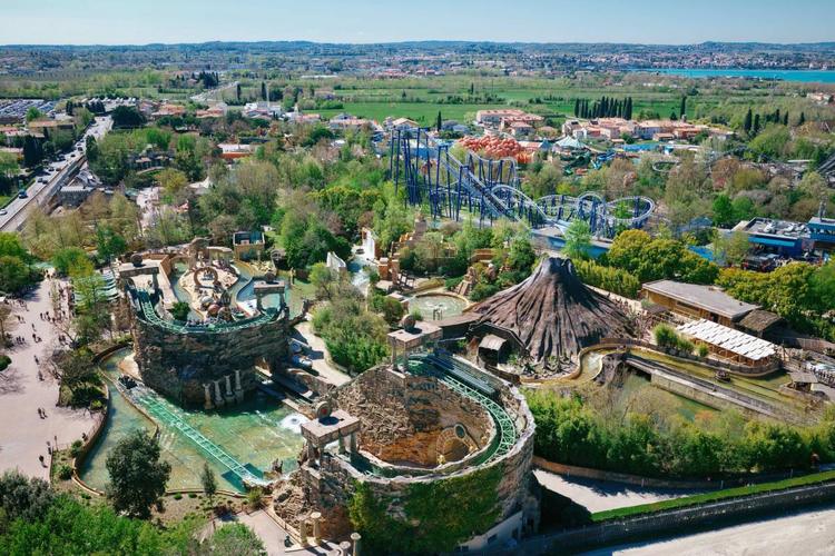 Gardaland punta su K-Pop e Minecraft: la stagione 2026 si accende tra eventi e turismo esperienziale