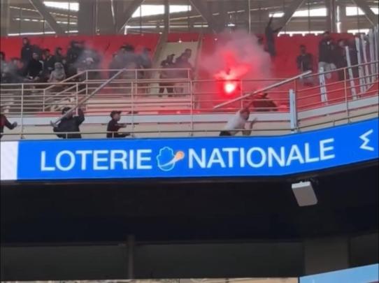 أعمال شغب تهز المقابلة بين الجيش الملكي والرجاء البيضاء