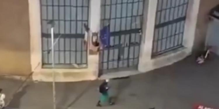 Firenze, il ministro Piantedosi: "Migrante ha offeso il Tricolore, sarà espulso" VIDEO