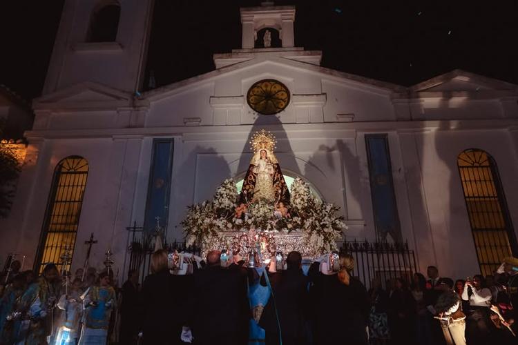 ✨Procesión de Nuestra Señora la Virgen del Rosario✨ 👑 El pasado miércoles, 7 de octubre, Nuestra Señora la Virgen del R...