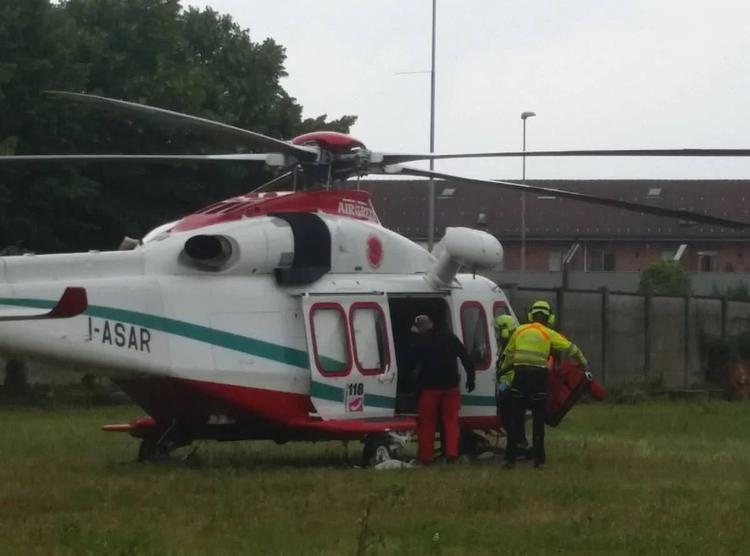Castellamonte incidente sul lavoro tetto