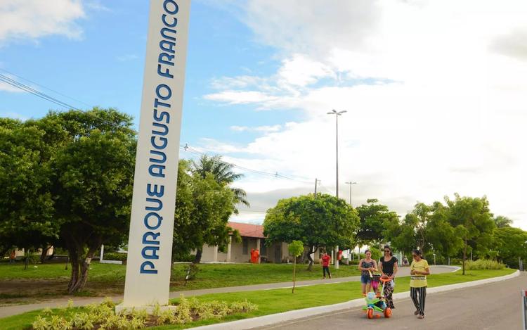 Desfibriladores automáticos para atendimentos de emergência são instalados em parque de Aracaju