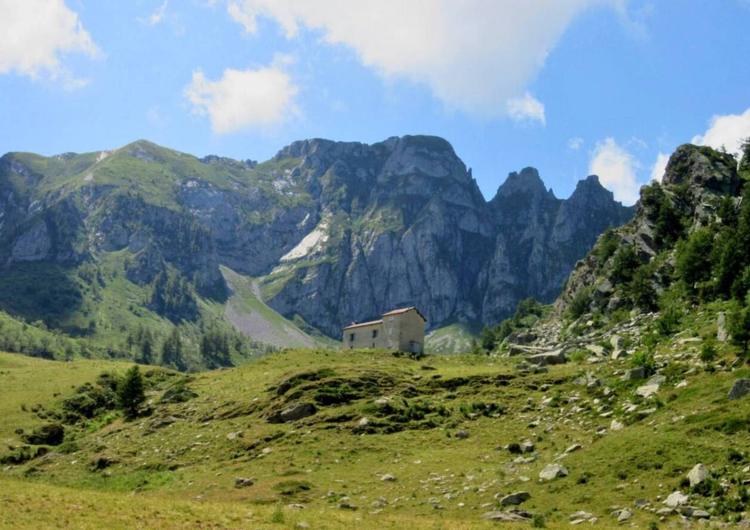 L'ex tenuta del Re Vittorio Emanuele II è in vendita. Ecco quanto vale e quali meraviglie nasconde