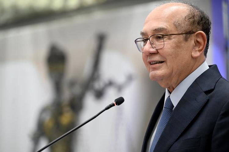 Gilmar propõe a Fachin proibir delegados da PF como funcionários de gabinetes de ministros do STF