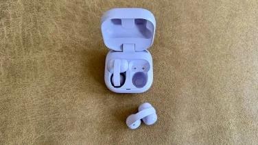 purple sony linkbuds clip with one earbud in case and one out