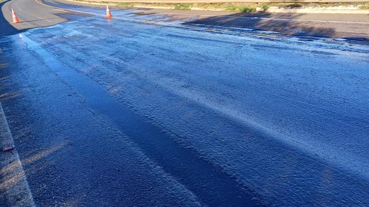 Polícia Rodoviária Federal orienta motoristas para os riscos de gelo na pista