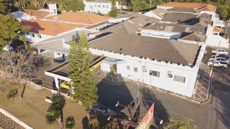Homem morre após ser baleado pela PM em intervenção durante briga com faca em praça de Mombuca