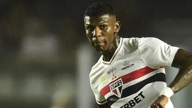 Santos e São Paulo não se entendem, e negociações por Arboleda emperram
