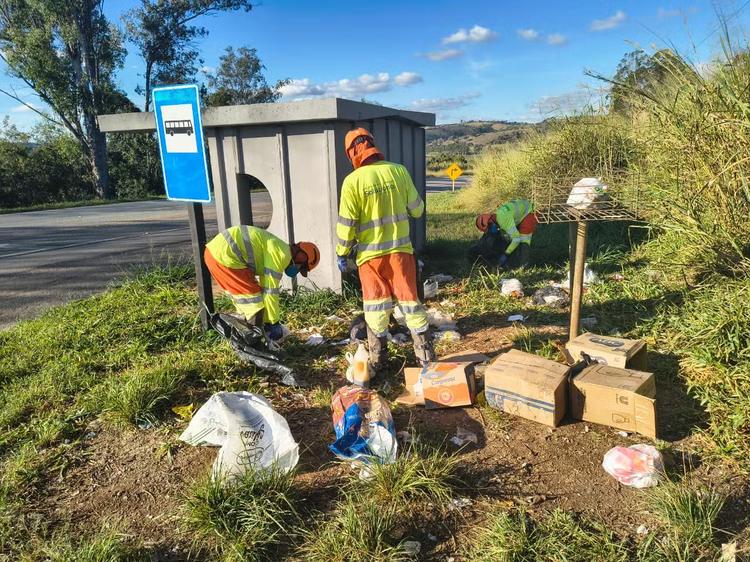 Descarte irregular de lixo por usuários aumenta 46% na MG-050 entre 2025 e 2026