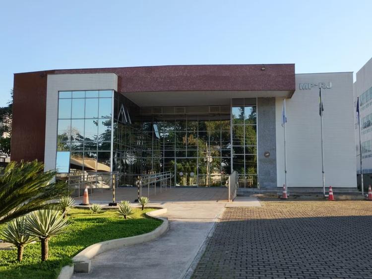 Irmãos são denunciados por lavar mais de R$ 1 milhão em criptomoedas após golpes no RJ