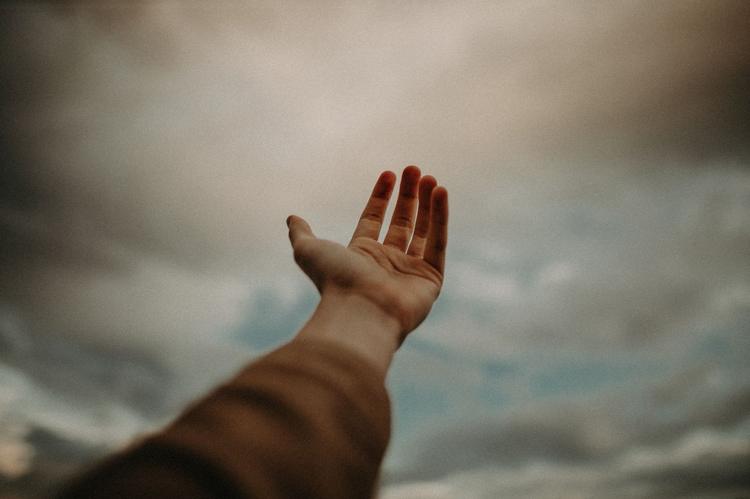 Como ouvir o Espírito Santo? Pastor ensina prática diária para reconhecer Sua voz