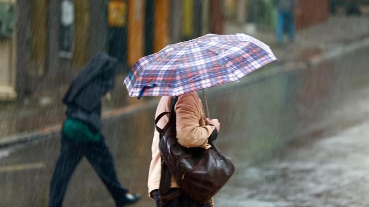 Setembro terá mais chuva, risco de temporais e temperaturas abaixo da média no RS, aponta previsão do tempo
