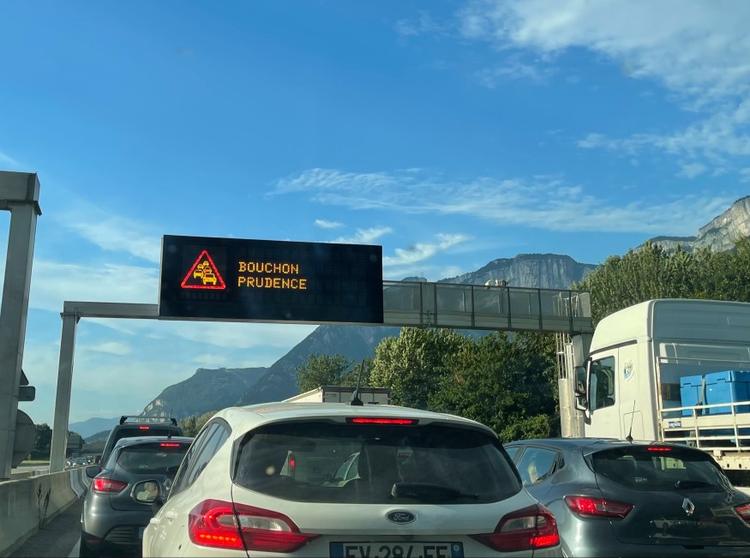 Week-end chargé sur les routes avec une journée noire samedi