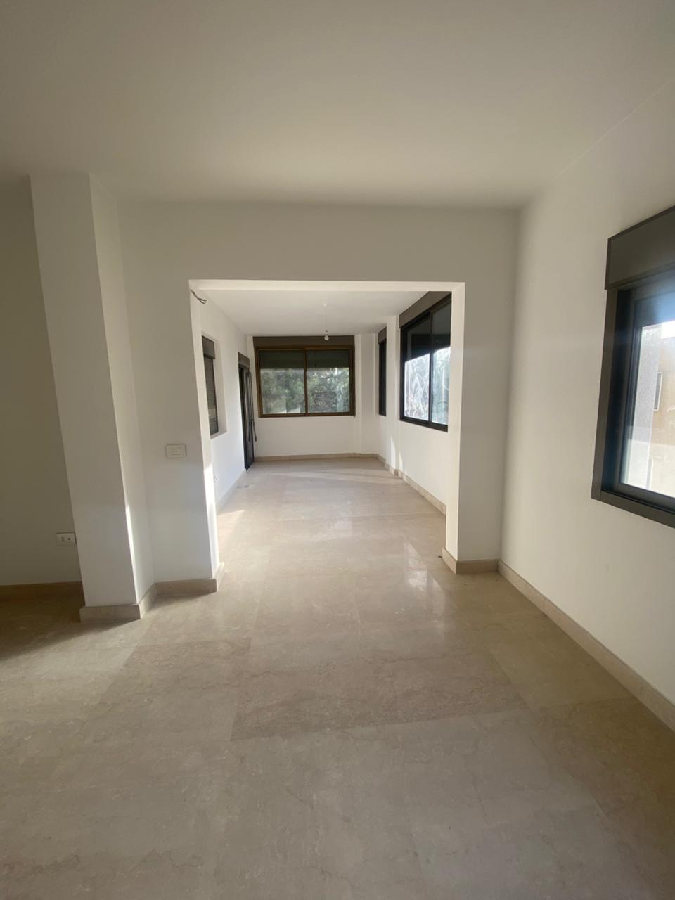 For Sale: Apartment in Dbayeh