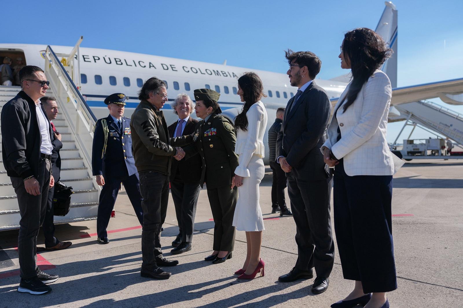 Colombia’s Petro to Visit Venezuela Next Week, Proposes Transitional Government