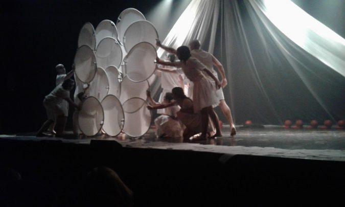 تمديد آجال الترشيح للاستفادة من دعم المشاريع الثقافية والفنية في مجال المسرح