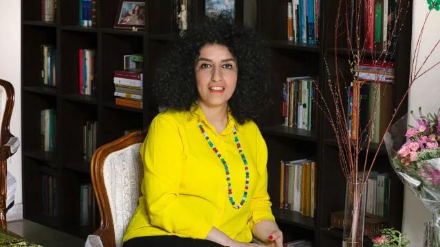Nobel da Paz iraniana, Narges Mohammadi é hospitalizada: "Deterioração"