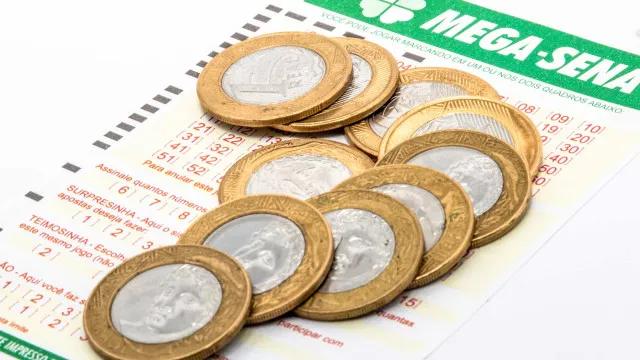 Mega-Sena acumula e prêmio pode ir a R$ 33 milhões no sábado (4)
