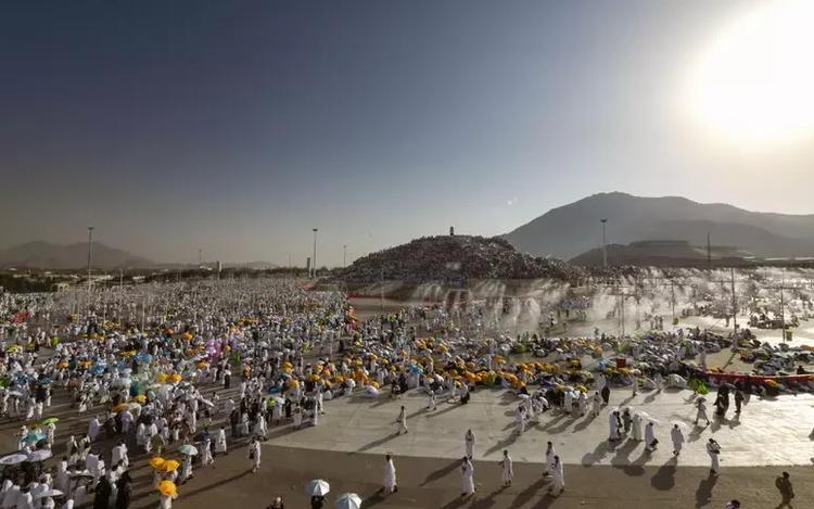 Gli Houthi sparano su La Mecca, Riad: "Superato il limite"