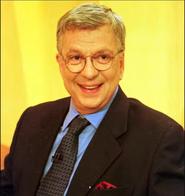 Acompanhe a trajetória do jornalista Renato Machado