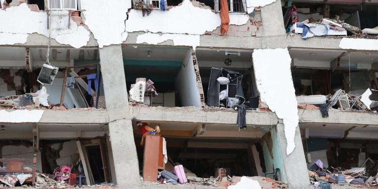 "Siamo in tre", il miracolo dei fratellini estratti vivi dalle macerie in Venezuela dopo il catastrofico terremoto