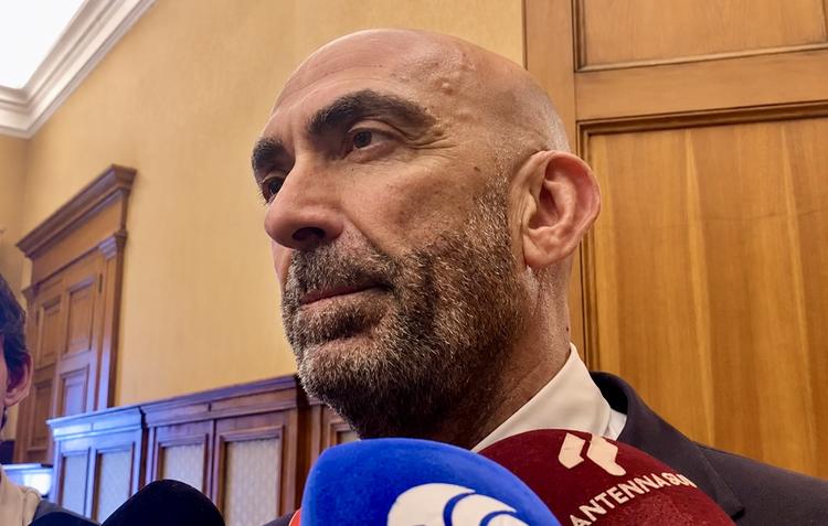 Bari, il sindaco Leccese: “Impegni importanti dalla proprietà, ora serviranno i fatti”