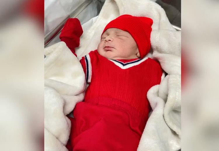 'Improvisaram tudo', diz mãe que deu à luz em UPA após ser mandada para casa três vezes em maternidade