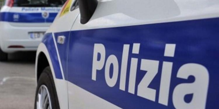 Carini, trovata morta in casa un'ex ispettrice della Municipale di Palermo in pensione