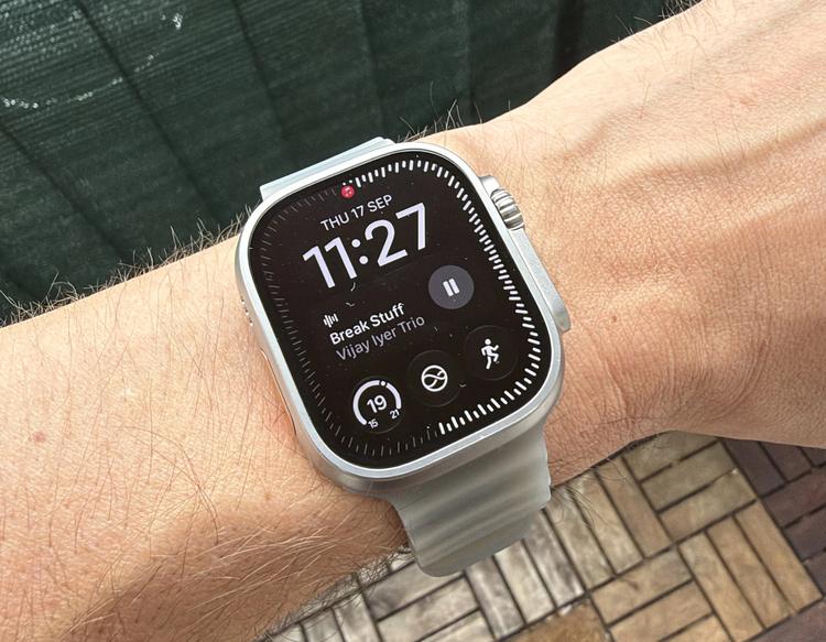 Apple Watch Ultra 4
