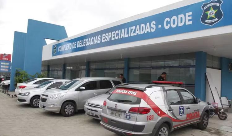 Complexo de Delegacias em Maceió está há seis dias sem atender público após furto de fios elétricos