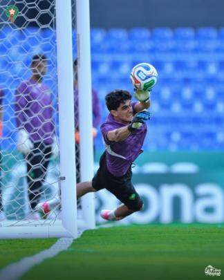 المنتخب الوطني يواصل استعداداته للقاء هولندا