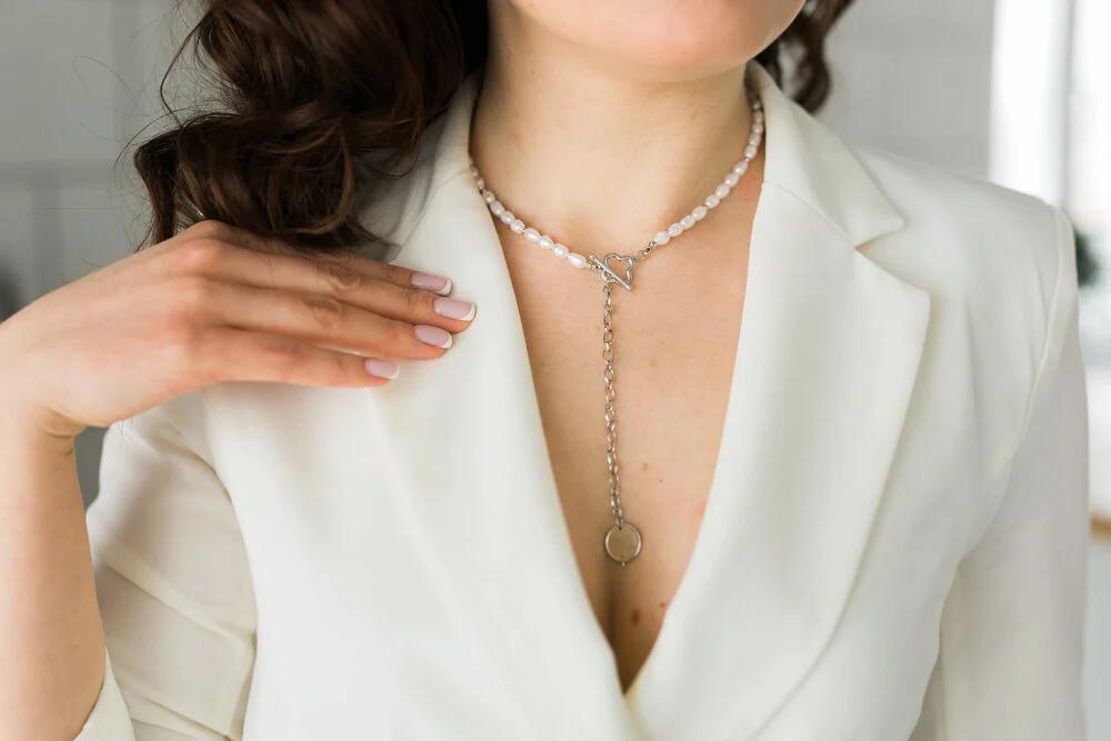 Dal gioiello come accessorio al gioiello come racconto: simbologia e personalizzazione