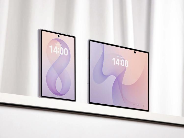 208 lifestyle product galaxy zfold8 8 1 scaled