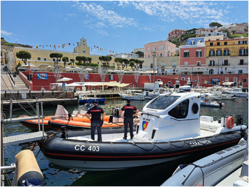 Ponza – Ritrovamento cadavere tra gli scogli, martedì l’autopsia