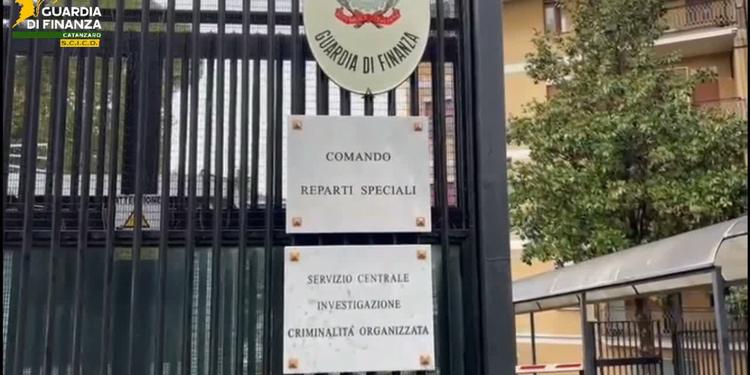 In Calabria truffe su aste e fondi UE e affari per la 'ndrangheta: sequestro da 36mln. Cinque arresti tra prestanome, imprenditori e un avvocato NOMI