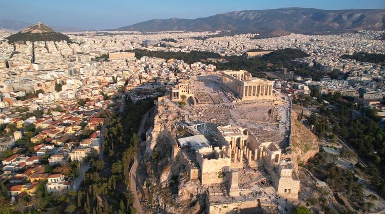 Greece’s Brain Drain Hits New High, Surpassing Debt Crisis Levels