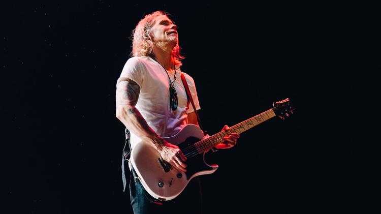 Myles Kennedy durante show do Alter Bridge em São Paulo em 2026 (Foto: Ellen Artie @ellenartie)